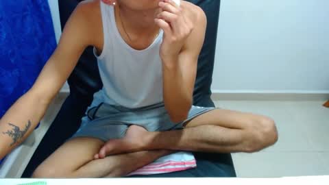 Snapshot of pressure_xxx_420 chatting on 03-08-25, 08:44 PRESSURE online show from 03-08-25, 08:44