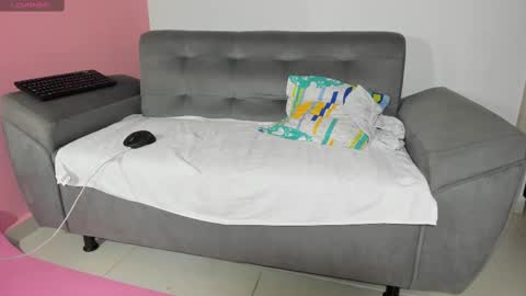 Snapshot of pressure_xxx_420 chatting on 09-20-25, 09:32 PRESSURE online show from 09-20-25, 09:32