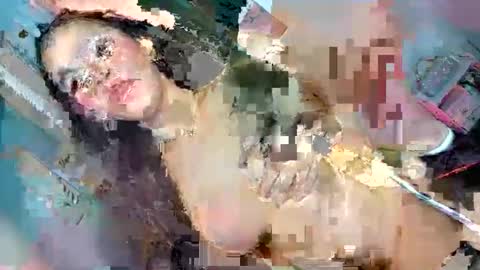 Snapshot of pressylovesyou chatting on 11-10-25, 08:24 Ms. Pressy online show from 11-10-25, 08:24