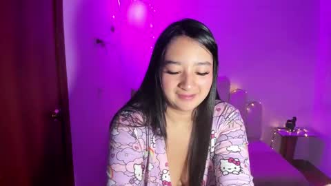 Snapshot of pretti_scarlett chatting on 09-17-25, 12:12 pretti scarlett online show from 09-17-25, 12:12