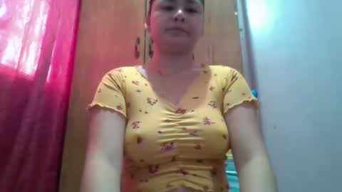 pretty_aimee online show from 11-08-25, 11:47