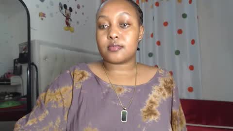 Annah online show from 09-29-25, 04:23