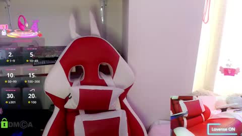 Snapshot of pretty_candysex chatting on 09-23-25, 06:22 Lisa online show from 09-23-25, 06:22