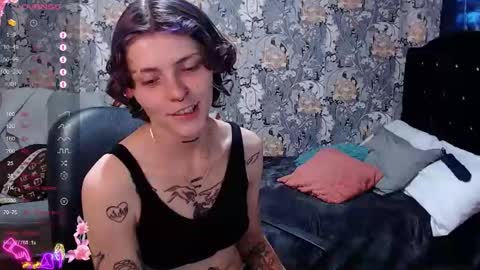 Snapshot of pretty_cristal22 chatting on 05-05-26, 09:56 pretty_cristal22 online show from 05-05-26, 09:56