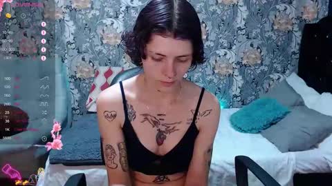 Snapshot of pretty_cristal22 chatting on 05-29-26, 02:15 pretty_cristal22 online show from 05-29-26, 02:15