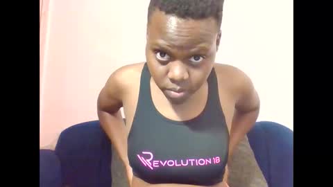 Snapshot of pretty_ebony23 chatting on 05-25-26, 11:38 chocolatebby90 online show from 05-25-26, 11:38