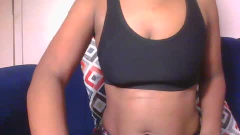 Snapshot of pretty_ebony23 chatting on 06-23-26, 06:17 chocolatebby90 online show from 06-23-26, 06:17