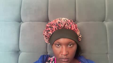 independent model online show from 10-02-25, 04:08