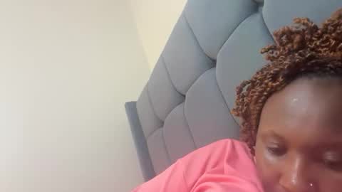 independent model online show from 10-09-25, 05:27