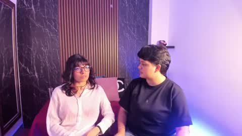 pretty_honey22 online show from 06-26-26, 03:22