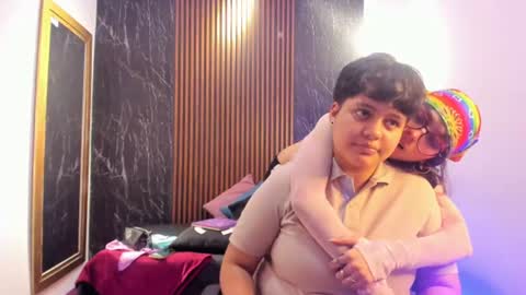 pretty_honey22 online show from 06-28-26, 12:16
