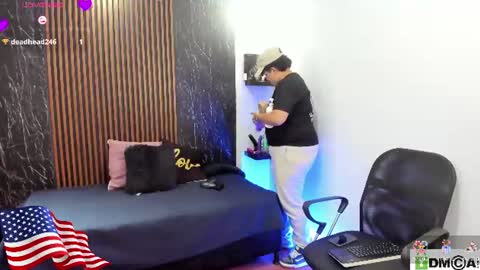 pretty_honey22 online show from 07-05-26, 12:17