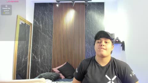 pretty_honey22 online show from 07-13-26, 04:15