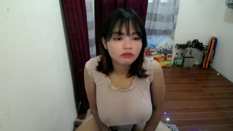 Snapshot of pretty_little_baby18 chatting on 06-26-26, 06:51 Venus online show from 06-26-26, 06:51