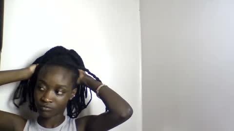 Snapshot of pretty_luv1 chatting on 07-13-26, 06:22 pretty luv1 online show from 07-13-26, 06:22