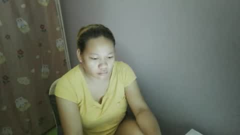 Snapshot of pretty_lyn08 chatting on 04-28-26, 08:30 pretty_lyn08 online show from 04-28-26, 08:30