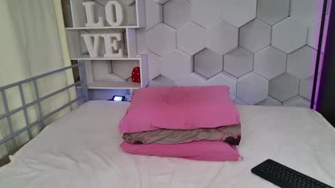 Pretty Marta online show from 12-27-24, 09:50