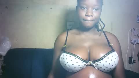 pretty_milan online show from 02-28-26, 09:10