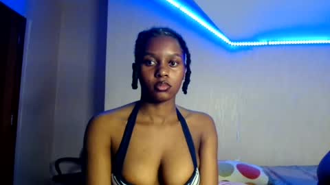 Snapshot of pretty_nyra chatting on 07-22-26, 07:27 Nyra online show from 07-22-26, 07:27