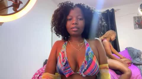 Pretty peaches online show from 03-08-26, 11:19