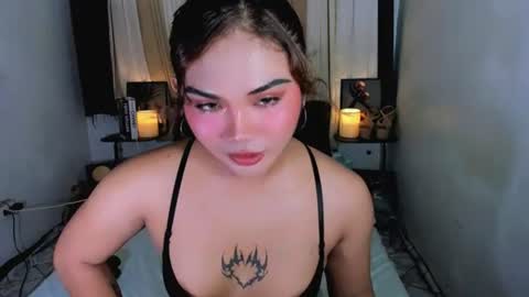 Snapshot of pretty_percy chatting on 06-10-26, 05:28 hi im percy online show from 06-10-26, 05:28