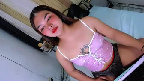 Snapshot of pretty_percy chatting on 07-05-26, 04:03 hi im percy online show from 07-05-26, 04:03