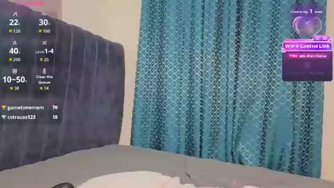 Snapshot of pretty_peshy chatting on 06-23-26, 07:28 pretty_peshy online show from 06-23-26, 07:28
