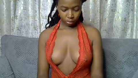 pretty_petite24 online show from 06-26-26, 03:33