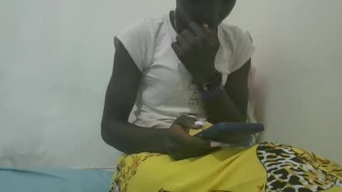 pretty_petite_ebony online show from 12-13-24, 07:32