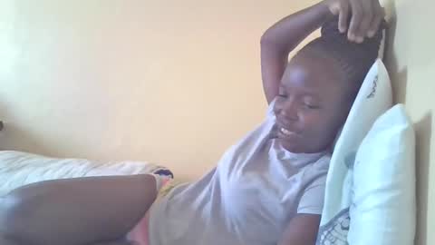 pretty_petite_ebony online show from 01-22-25, 10:29