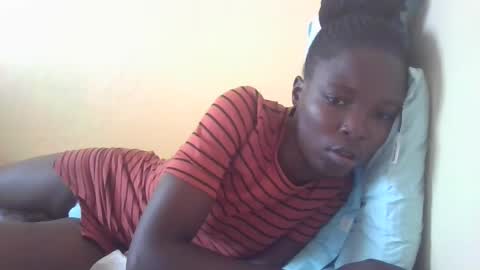 pretty_petite_ebony online show from 02-15-25, 02:55