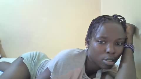 pretty_petite_ebony online show from 03-05-25, 07:05