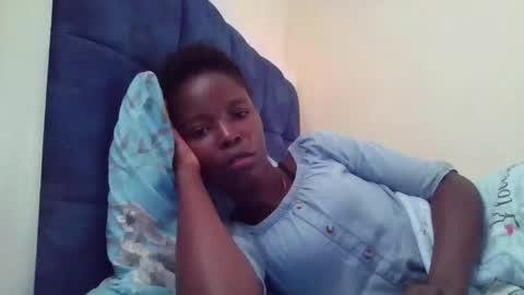 pretty_petite_ebony online show from 11-23-25, 02:17