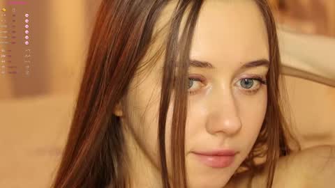 Snapshot of pretty_princess_elina chatting on 03-07-25, 02:04 Elina online show from 03-07-25, 02:04