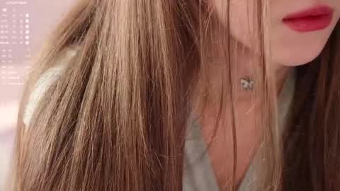 Snapshot of pretty_princess_elina chatting on 10-10-25, 07:40 Elina online show from 10-10-25, 07:40