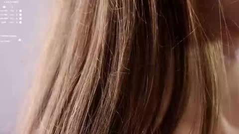 Snapshot of pretty_princess_elina chatting on 11-05-25, 09:42 Elina online show from 11-05-25, 09:42