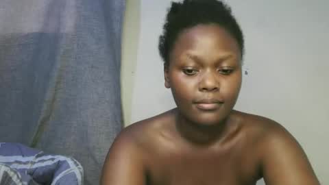 pretty_shanz online show from 10-18-25, 12:06