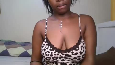 pretty_shila online show from 10-18-25, 05:35