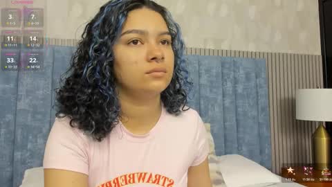 Daisy Flower online show from 03-24-26, 01:21