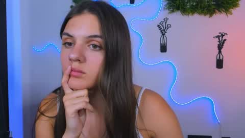 Snapshot of prettyamyy chatting on 07-12-26, 12:23 Ammy online show from 07-12-26, 12:23