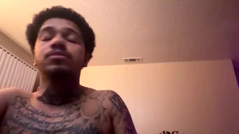 prettyypinkk3 online show from 04-22-26, 07:44