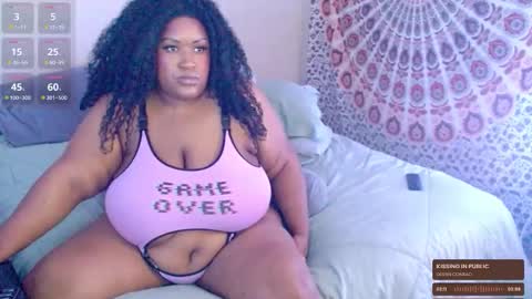 Miss Pretty online show from 10-25-25, 02:52