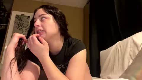 prettybaby22 online show from 11-28-25, 10:56