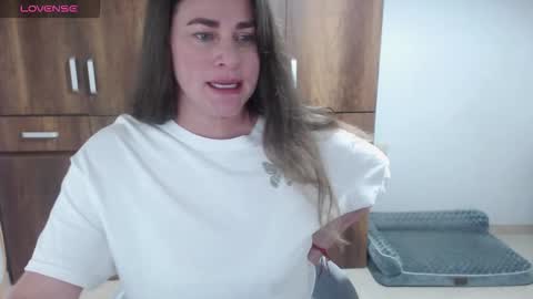 Maleja Alaros online show from 10-14-25, 03:24