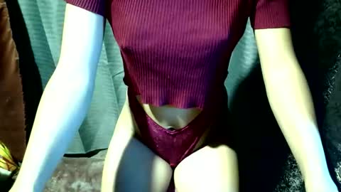 Snapshot of prettybobs_janine chatting on 03-05-26, 10:33 Pretty Janine online show from 03-05-26, 10:33