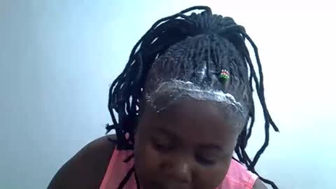 Snapshot of prettybooty1 chatting on 10-08-25, 08:01 prettybooty1 online show from 10-08-25, 08:01