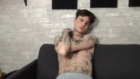 pretty boy online show from 01-12-25, 08:25