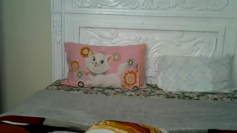 Bunny online show from 10-17-25, 03:36