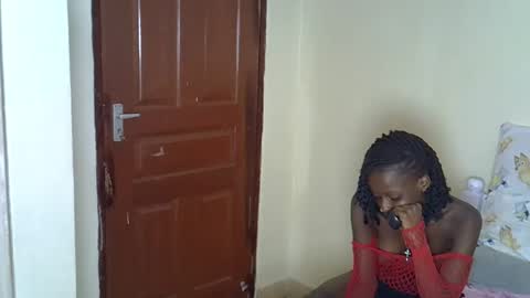 Snapshot of prettybunnny chatting on 02-11-26, 02:27 Bunny online show from 02-11-26, 02:27