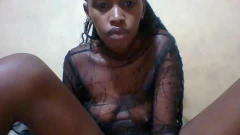 Snapshot of prettycarl_2 chatting on 01-09-25, 02:43 prettycarl_2 online show from 01-09-25, 02:43